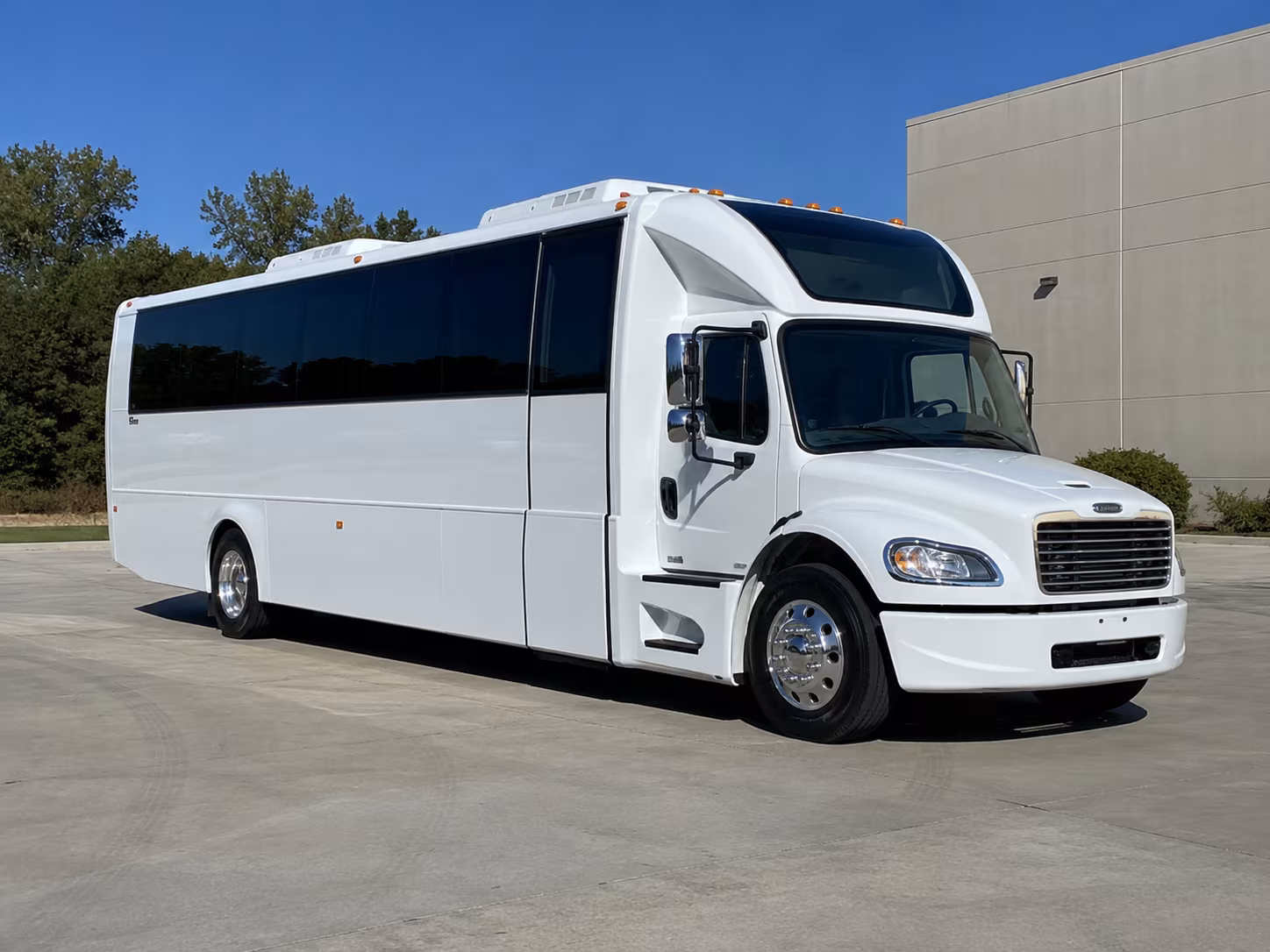 30 Passenger Party Bus Exterior