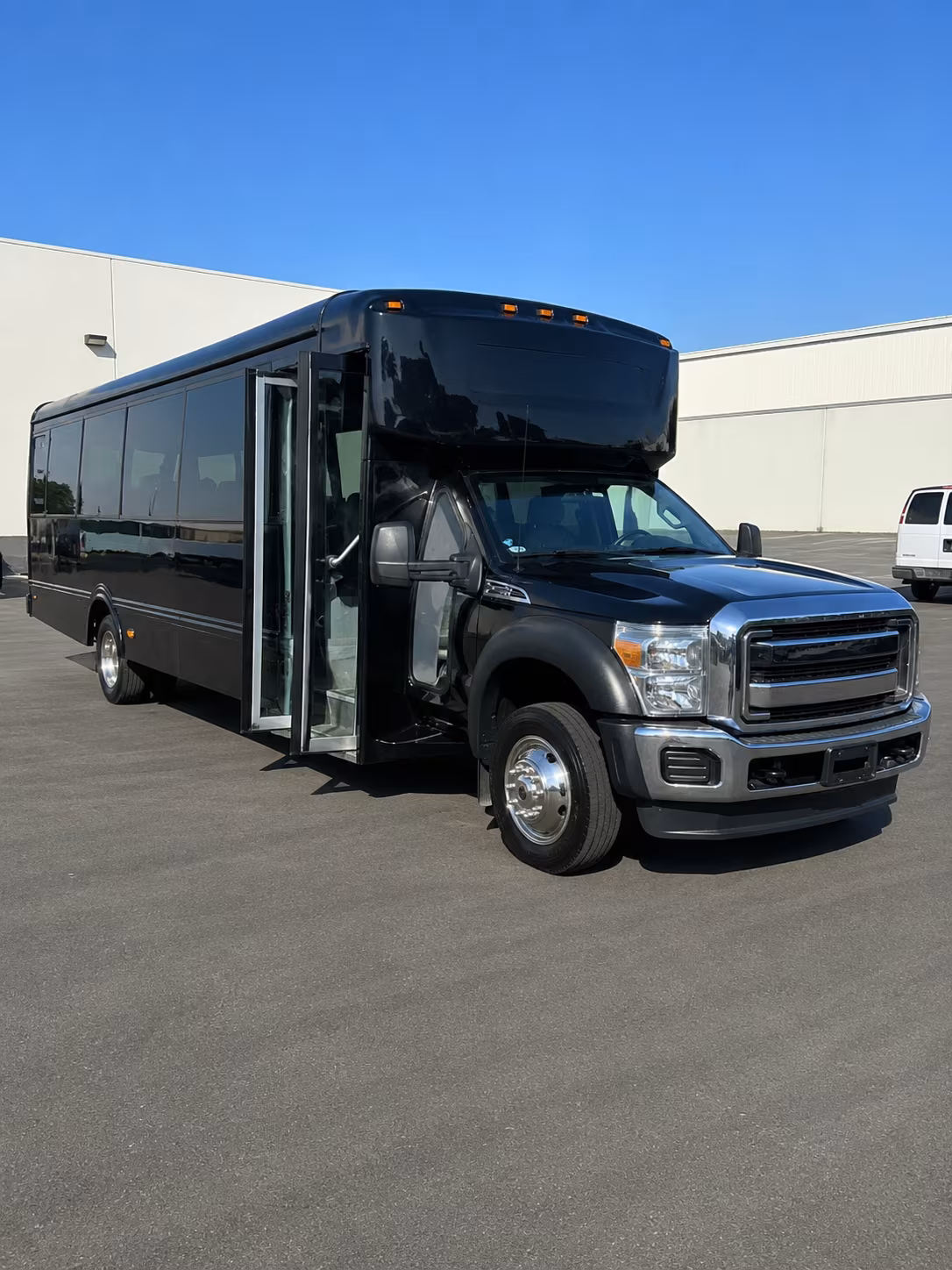 Corpus Christi Winery Tour & Pub Crawl Transportation