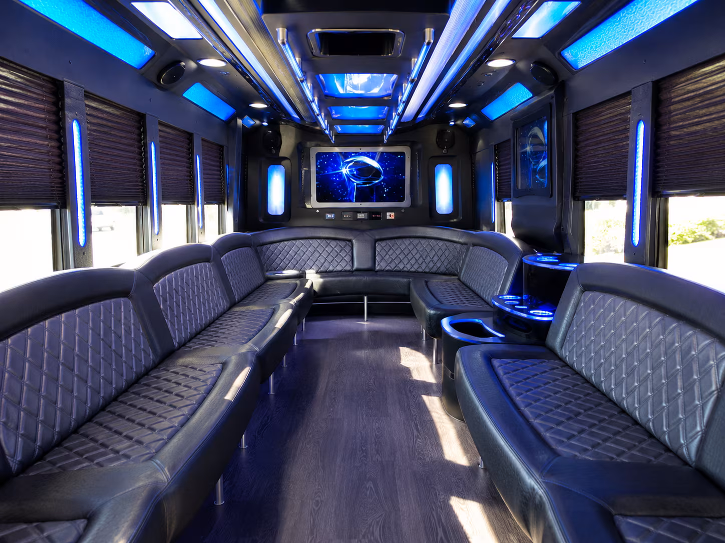Houston Winery Tour & Pub Crawl Transportation