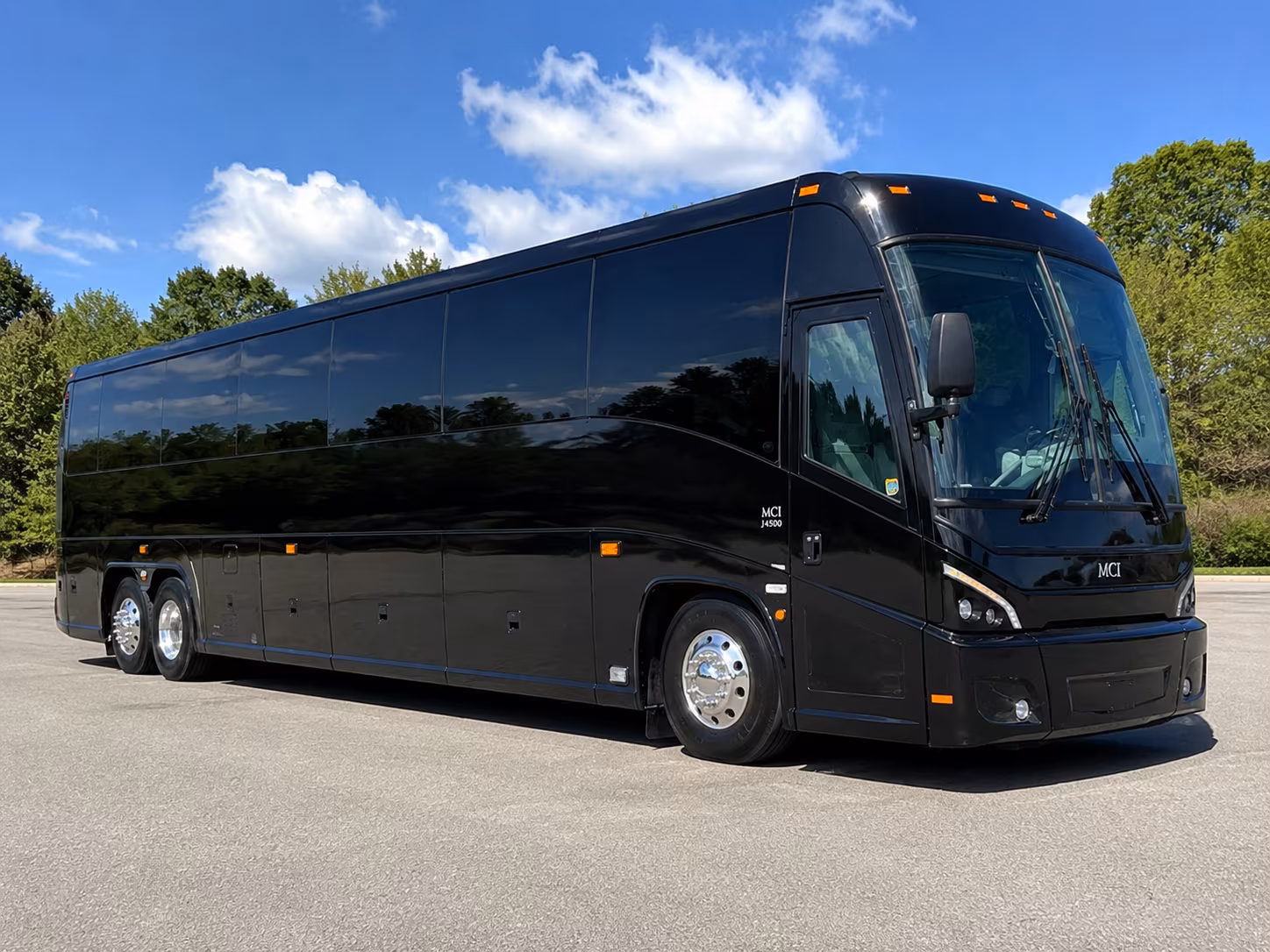 San Antonio Airport Shuttle & Transportation party bus exterior