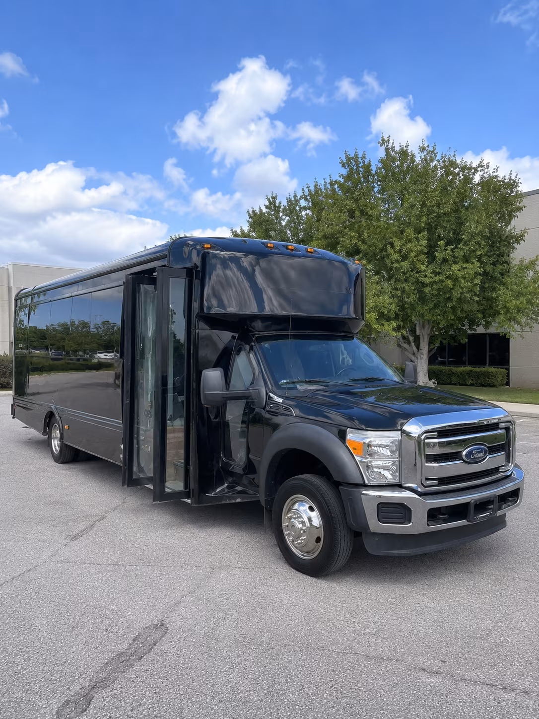 San Marcos Birthday, Sweet 16, & Quinceañera Party Bus Rentals